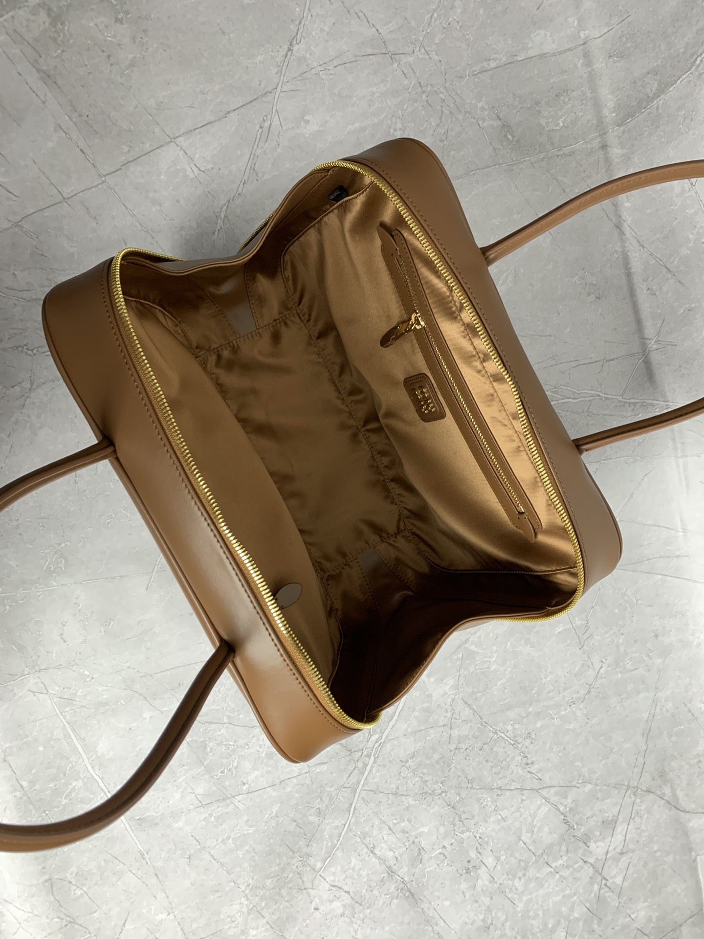 Miu Miu Brown Leather Briefcase 5BB117