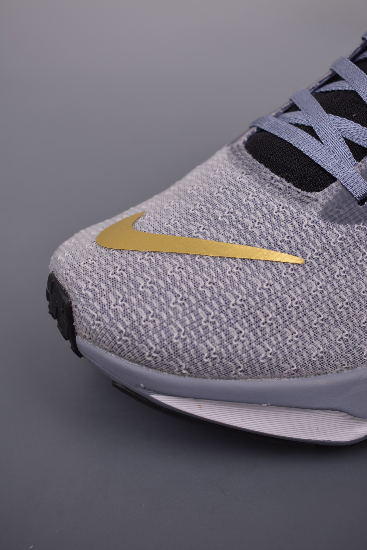 NIKE Zoom React Infinity Run Fk 3 Gray Gold  DR2660-400