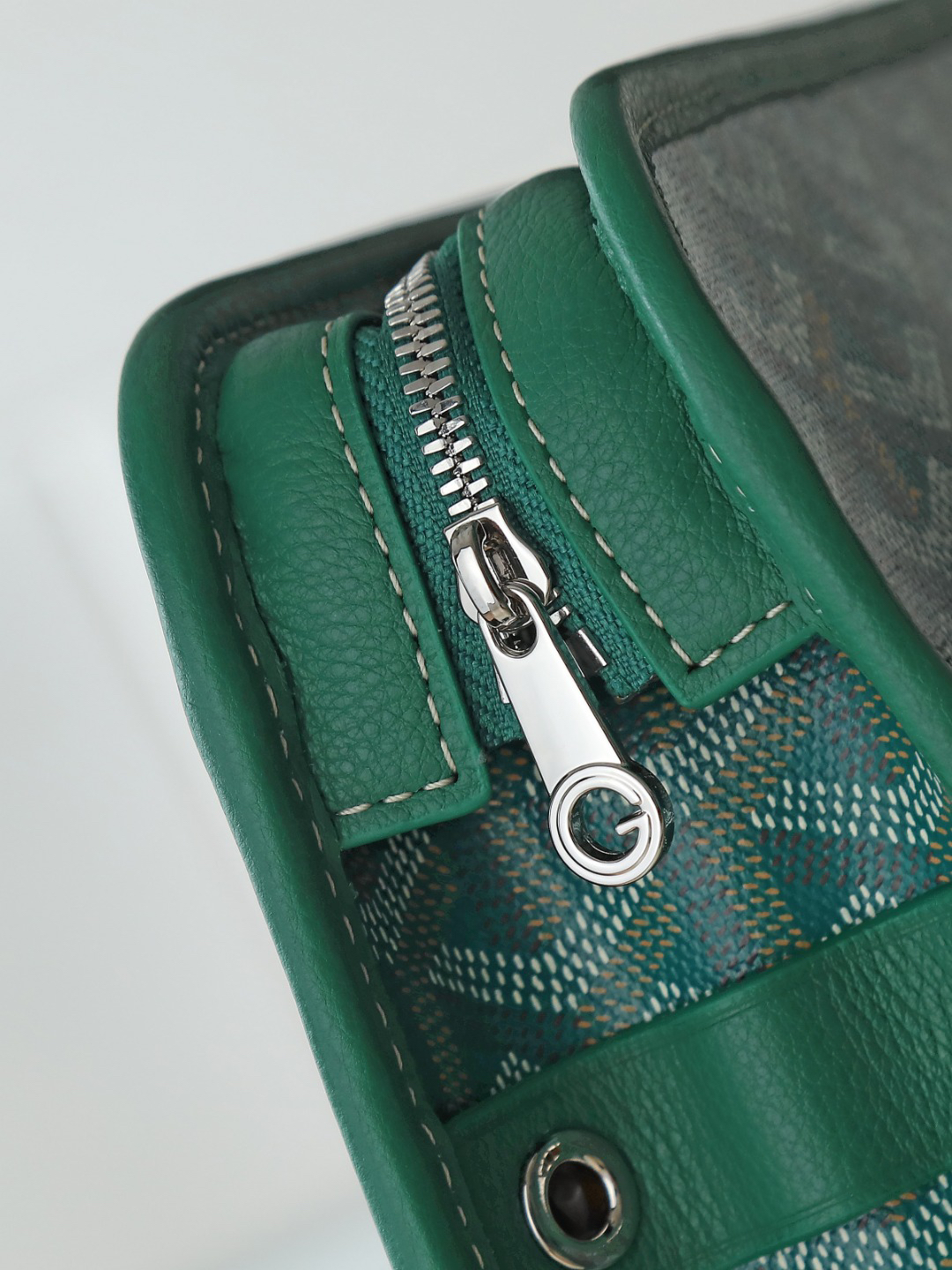 Goyard Jouvence toiletry bag 020205