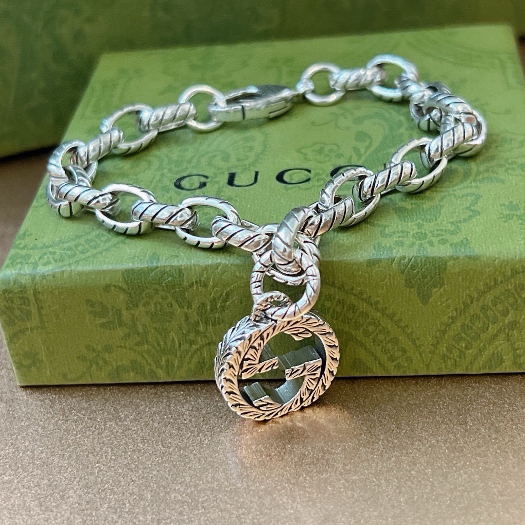 Gucci GG chain vintage bracelet