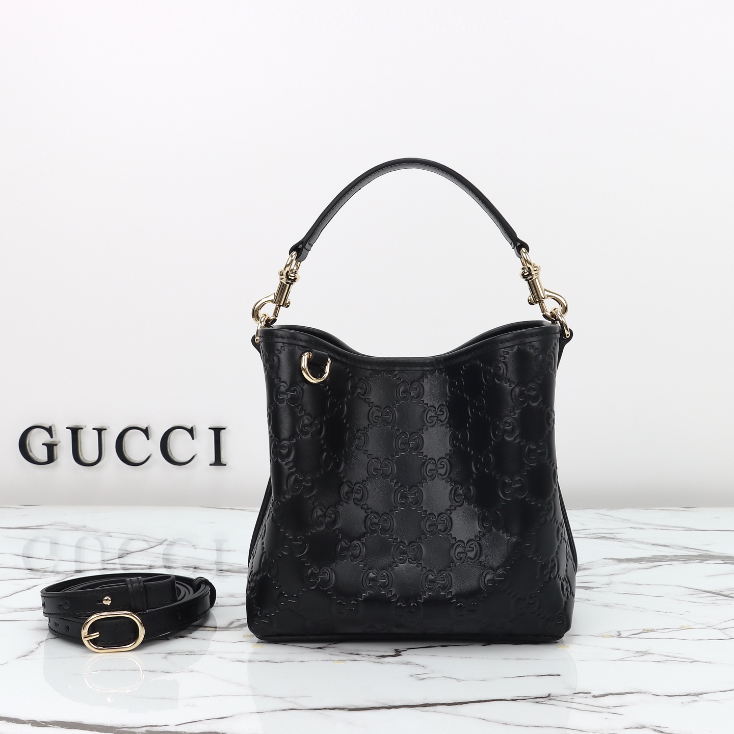 Gucci GG Emblem small bucket bag ‎815118 AAFDV 1000