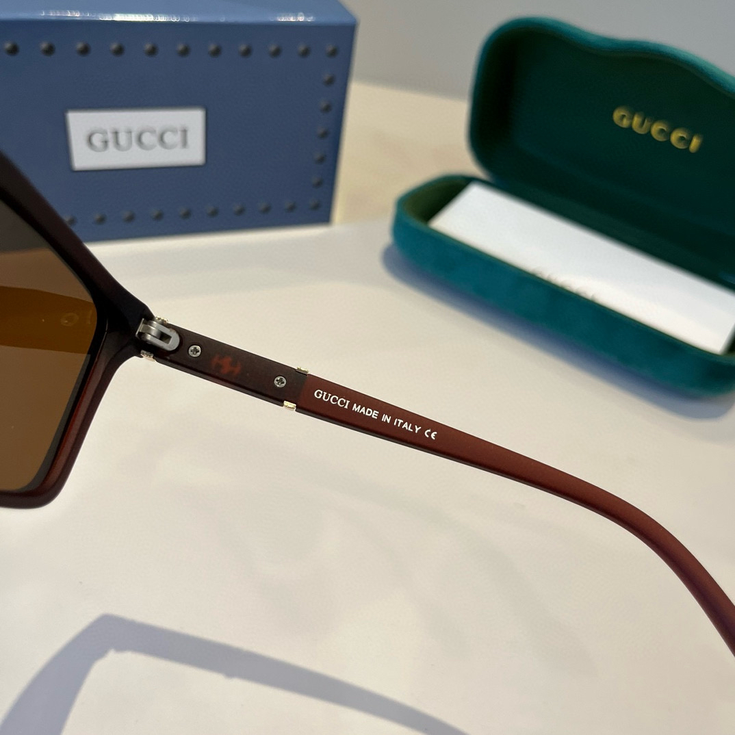 Gucci Square Frame Sunglasses
