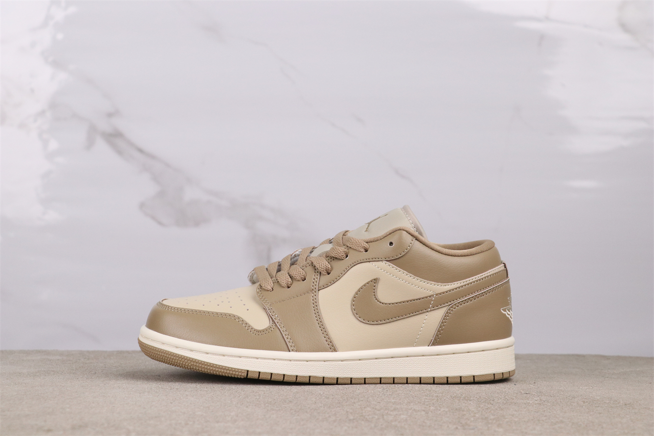 Air Jordan 1 Low'Rattan' DC0774-203