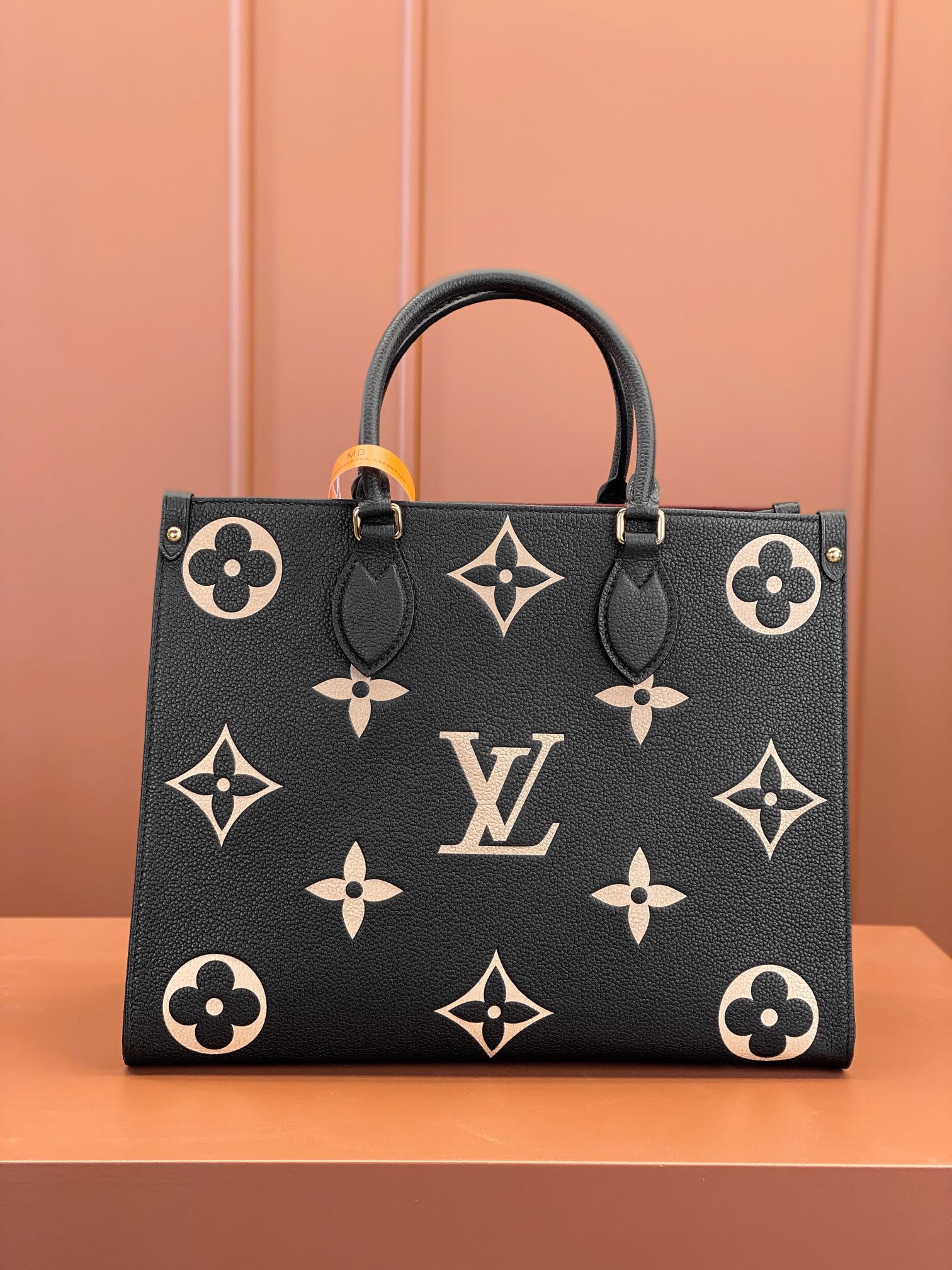 Louis Vuitton ONTHEGO Medium Handbag M45495