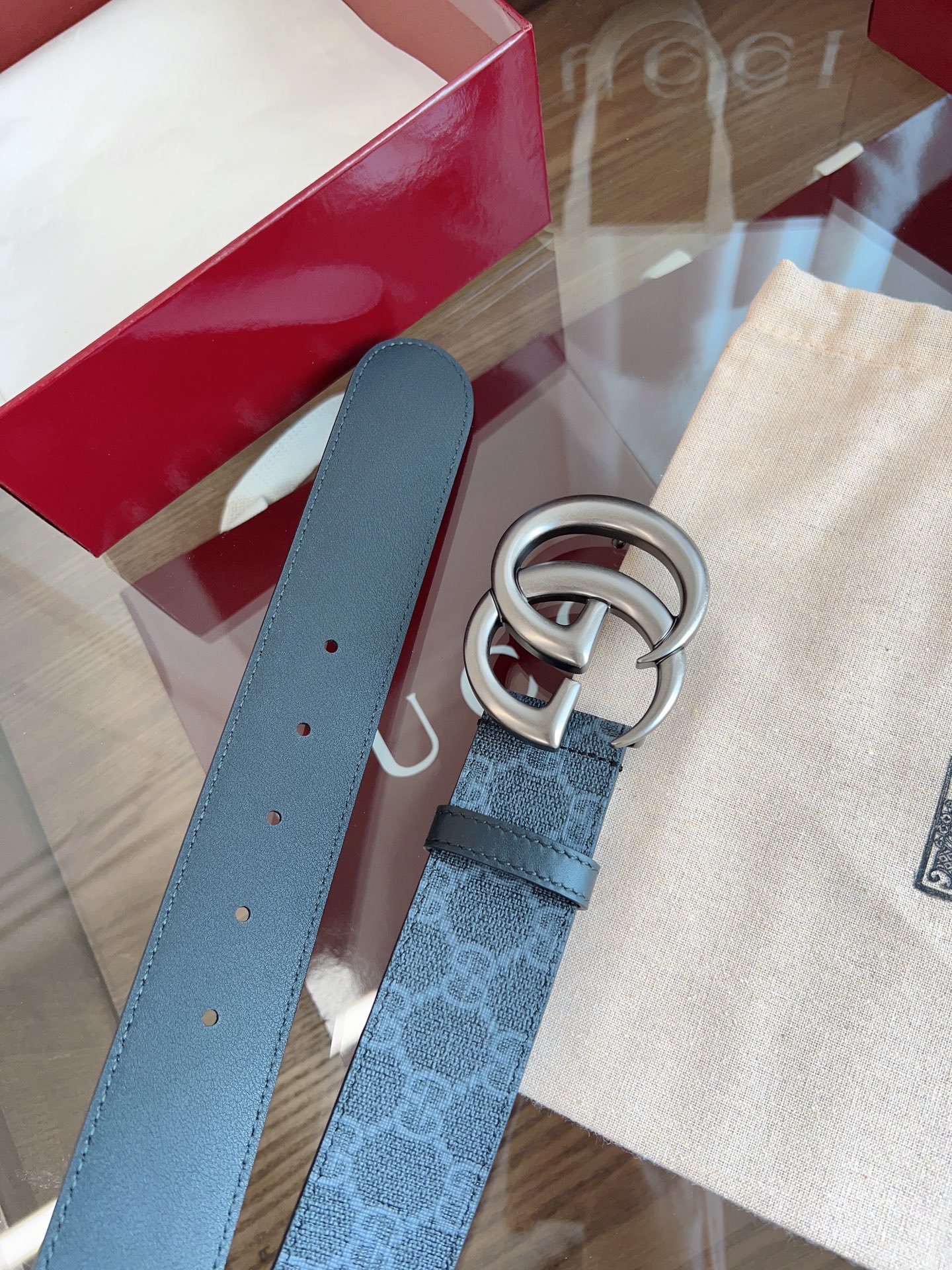 Gucci Supreme canvas pin buckle leather belt 4.0cm wide