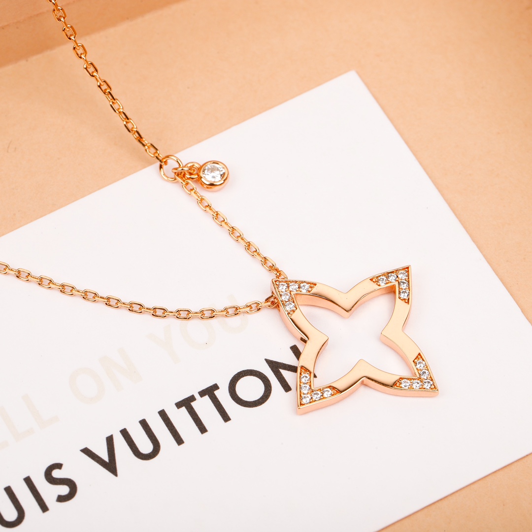 Louis Vuitton monogram pointed flower necklace