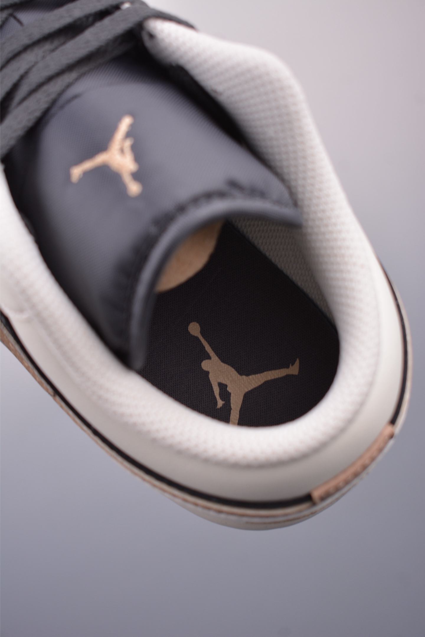 Air Jordan 1 Low AJ1 Sneakers Black White Brown IH0649-021