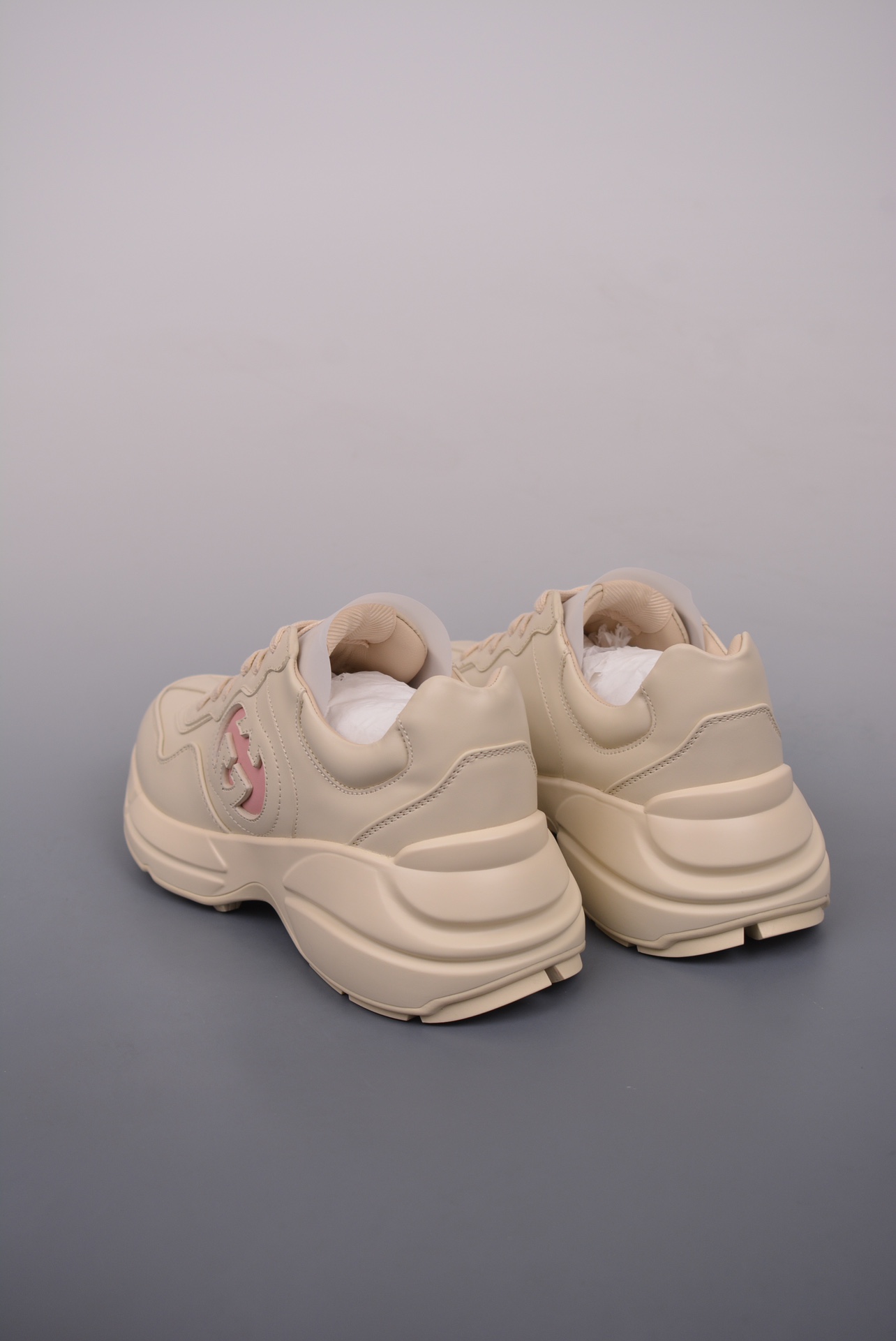 Gucci Leather Ivory Light Pink Double G Hollow