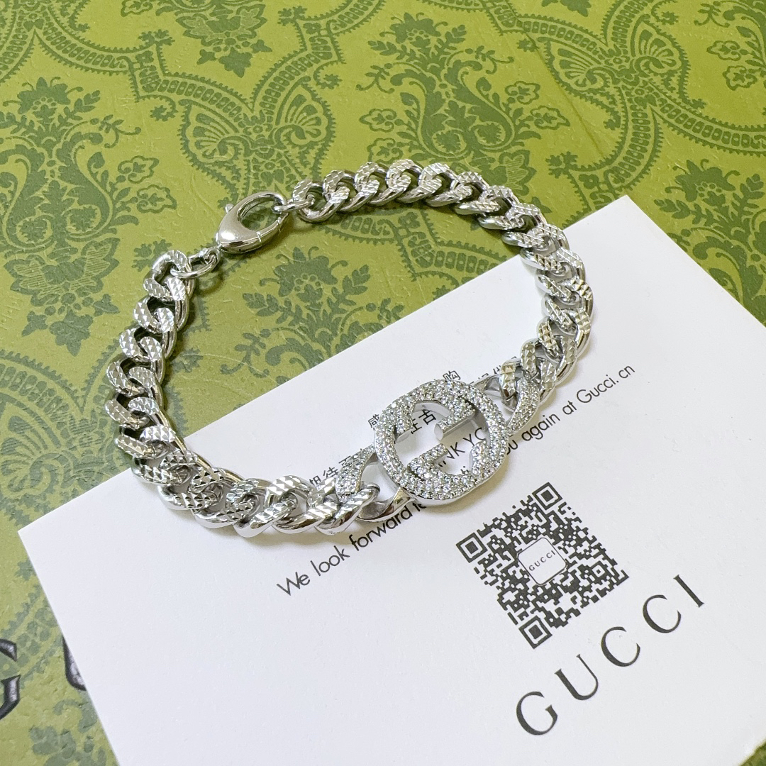 Gucci GG diamond flat chain bracelet