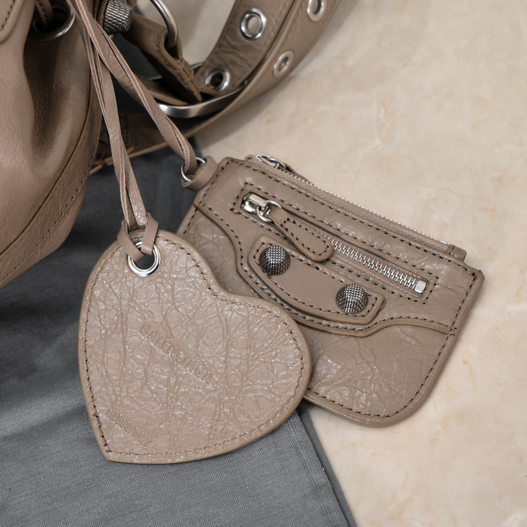Balenciaga Le Cagole Bucket Bag