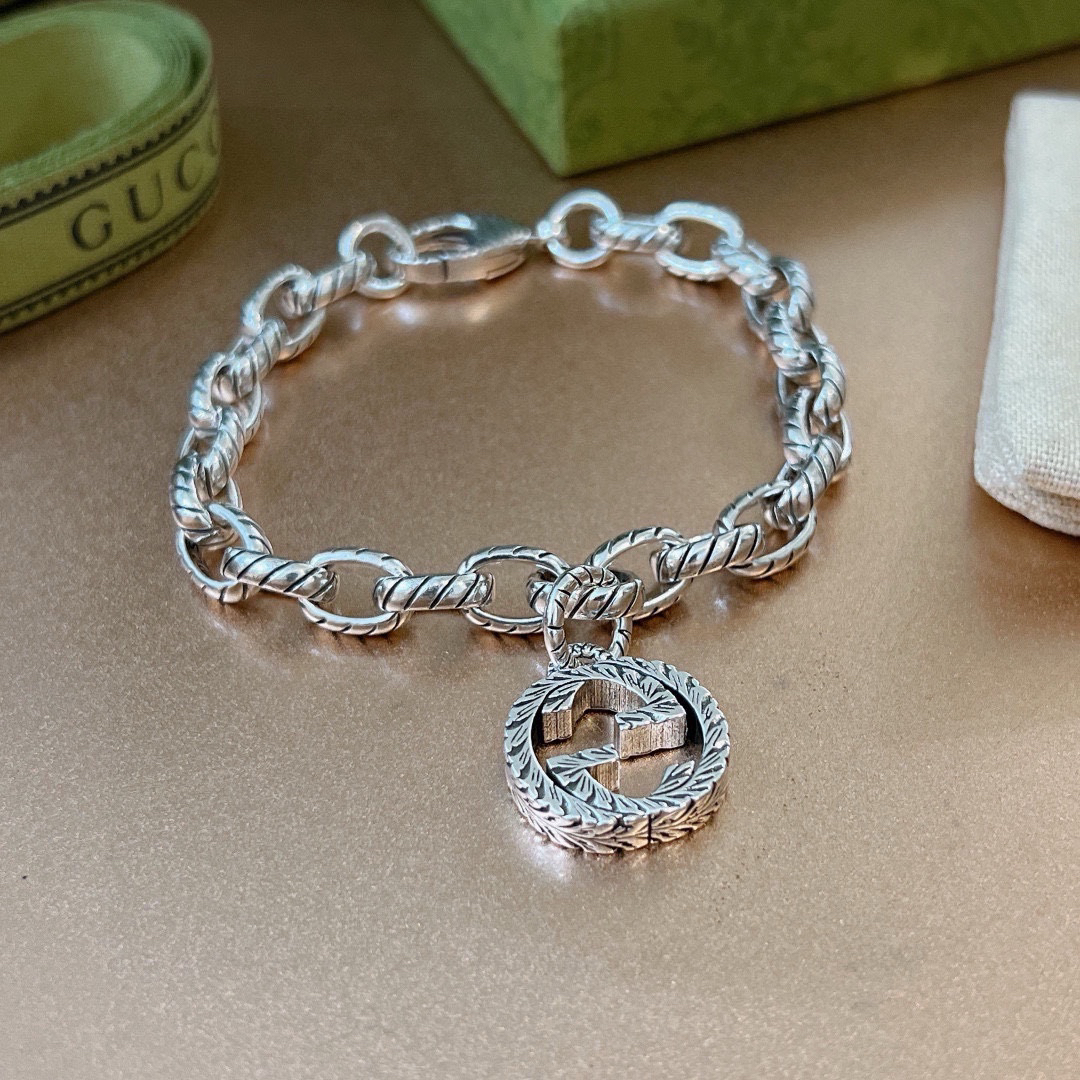 Gucci GG chain vintage bracelet