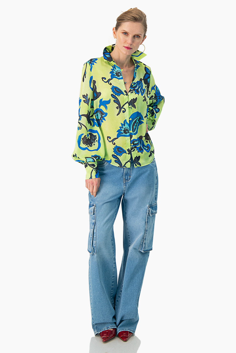 Blusa estampada recta y manga larga