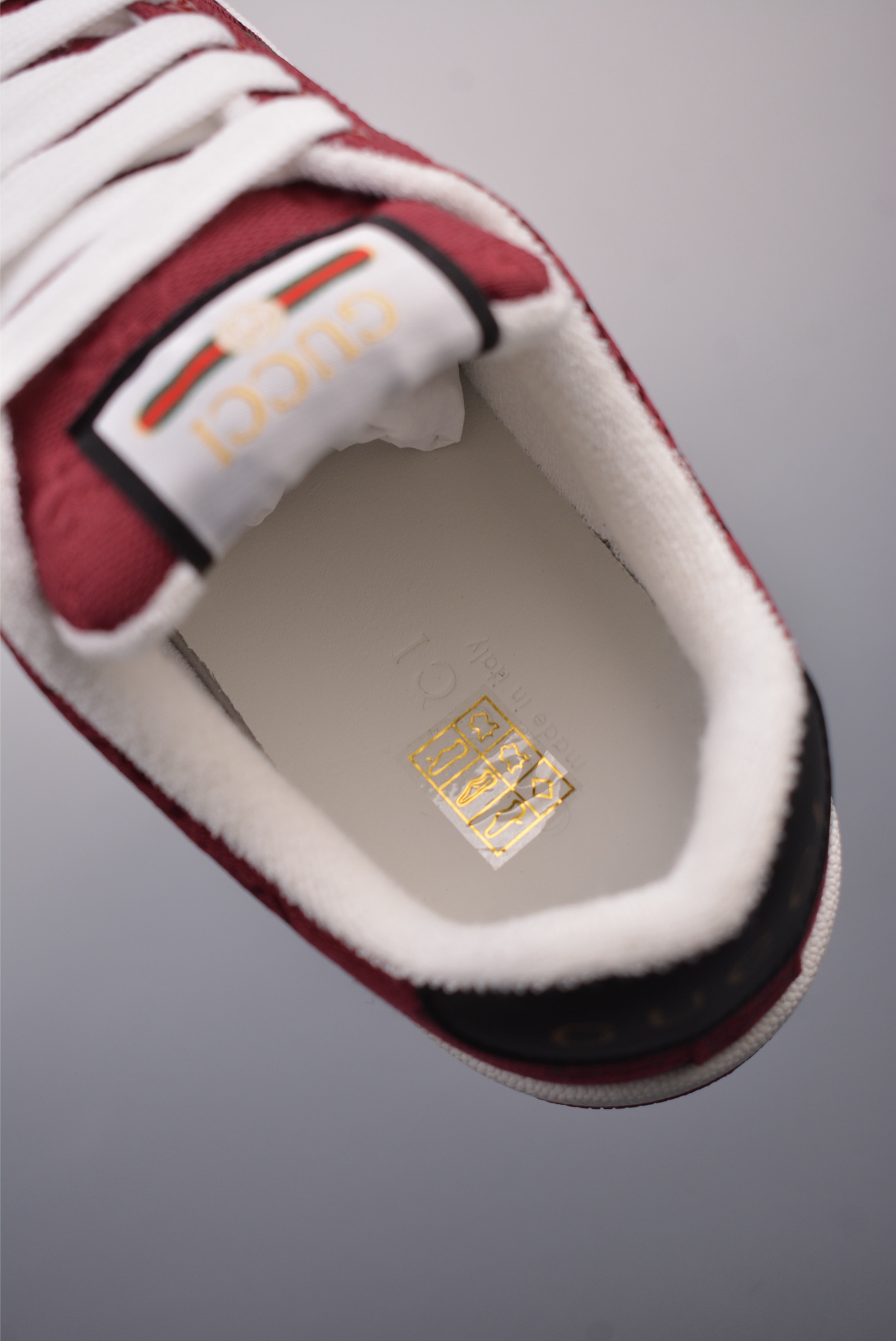 Gucci Screener GG Sneaker Low Red and White