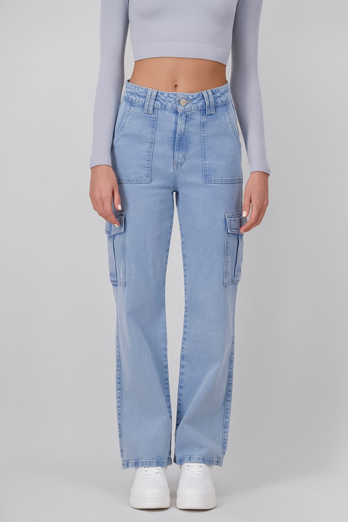 Cargo pocket jeans