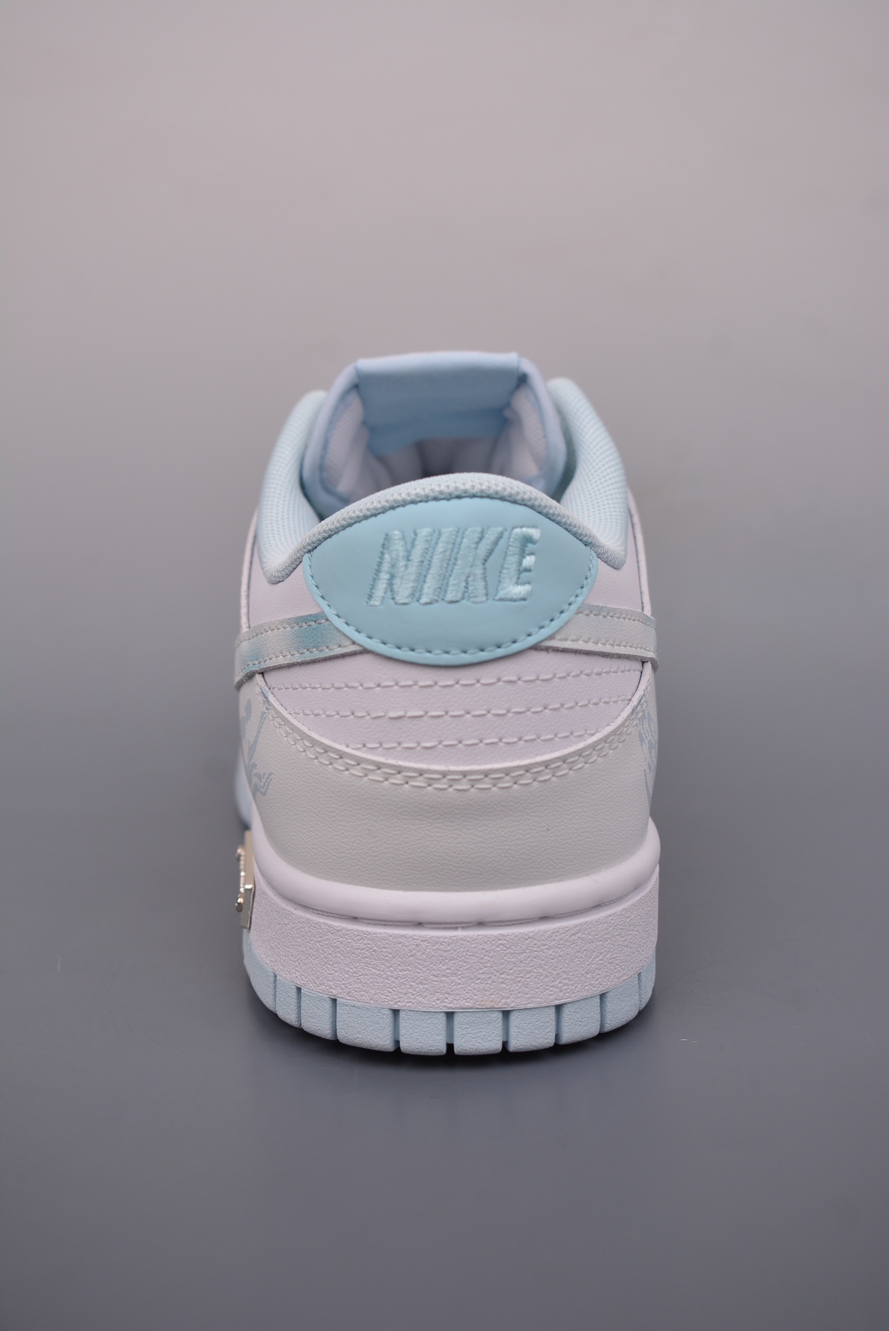 Nike SB Dunk Low Year of the Dragon white and blue DV0833-10