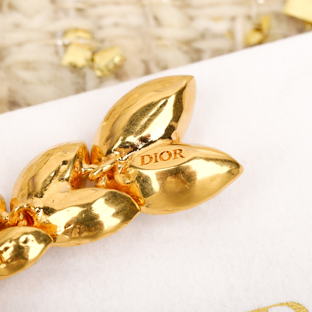 Dior wheat ear pearl earrings