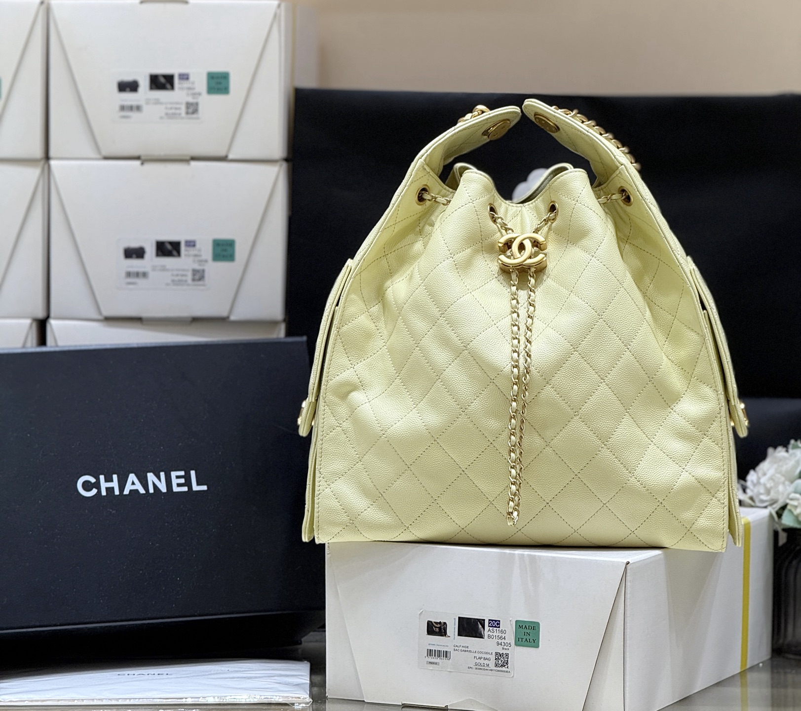 Chanel 25S Spring/Summer Collection Large Handbag AS5311 00188