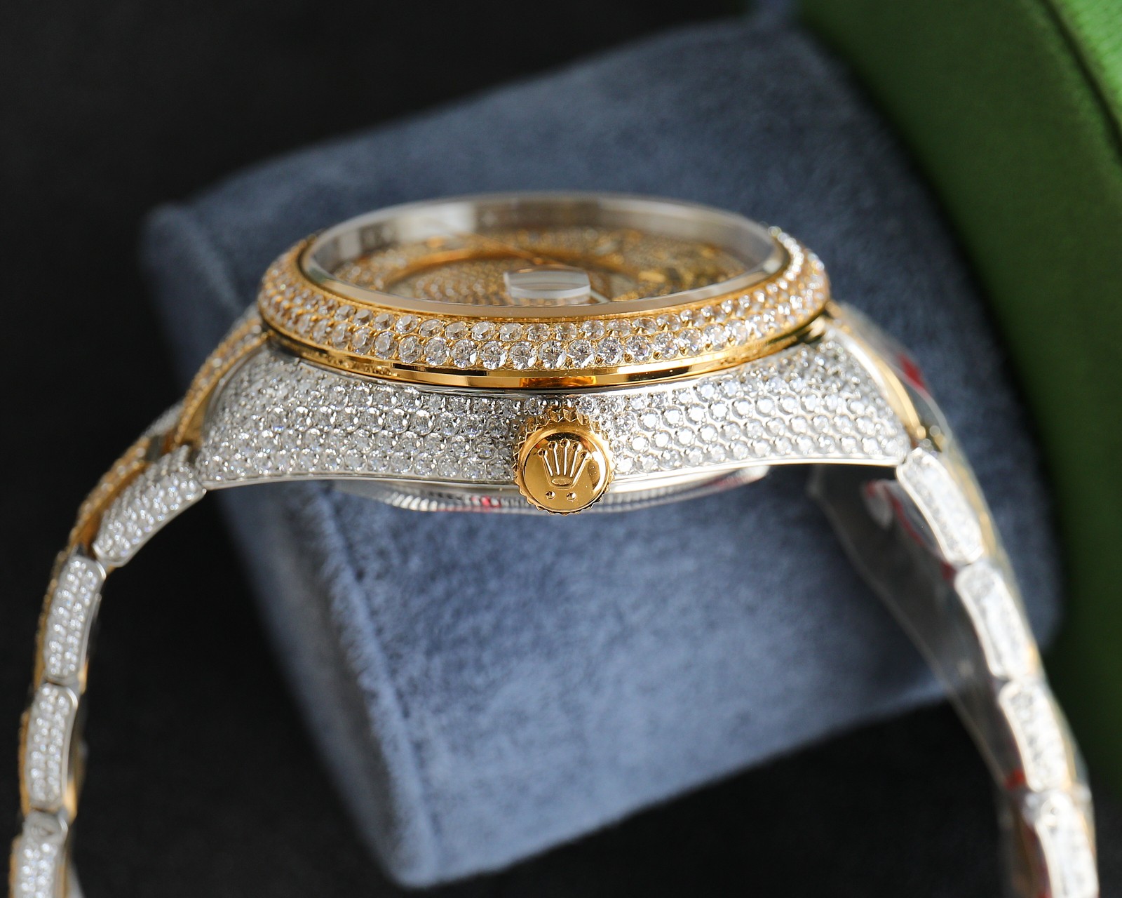 Rolex  Sky-Dweller
