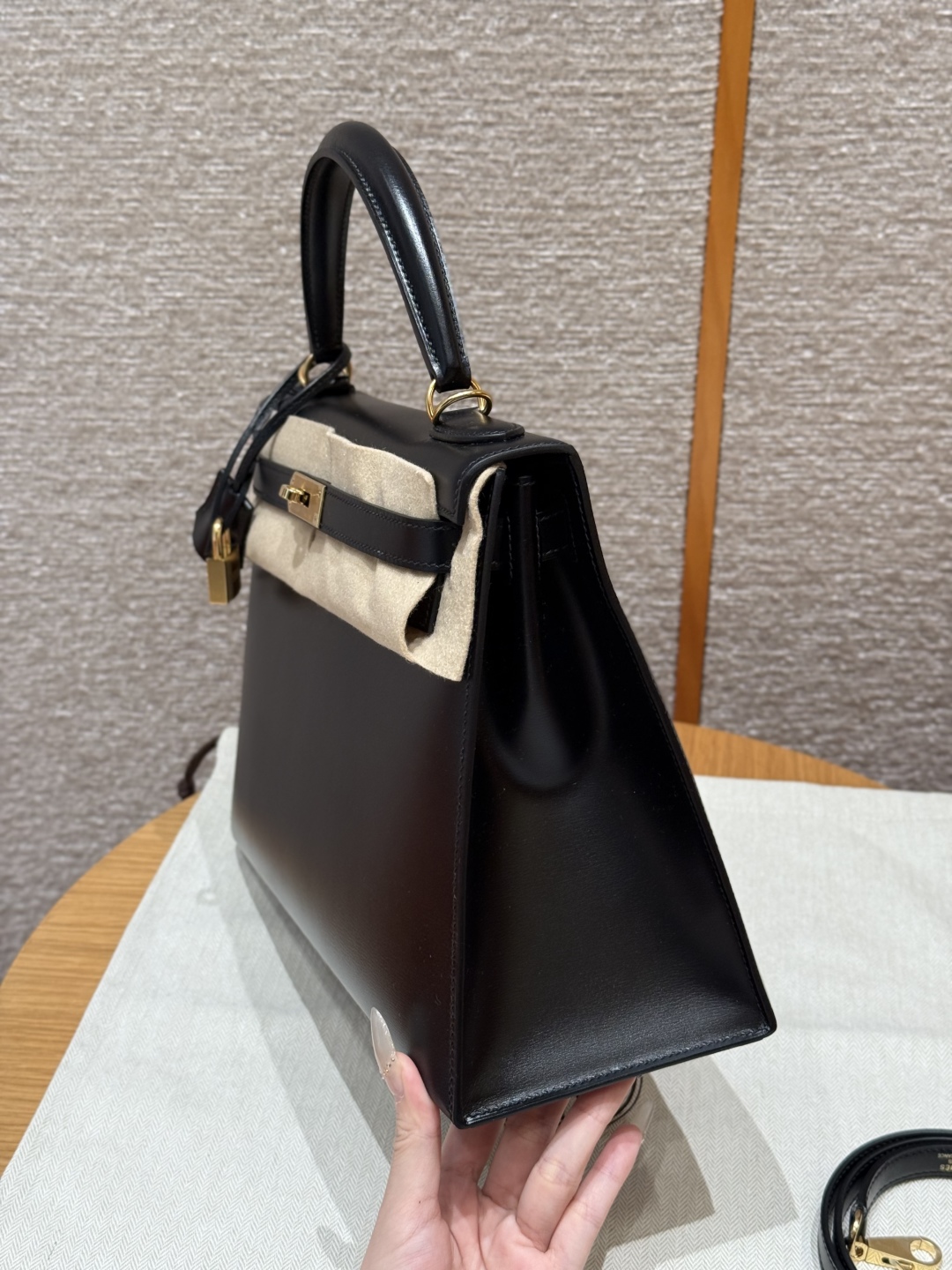Hermès Kelly 89Noir Handbag (Handmade to Order)
