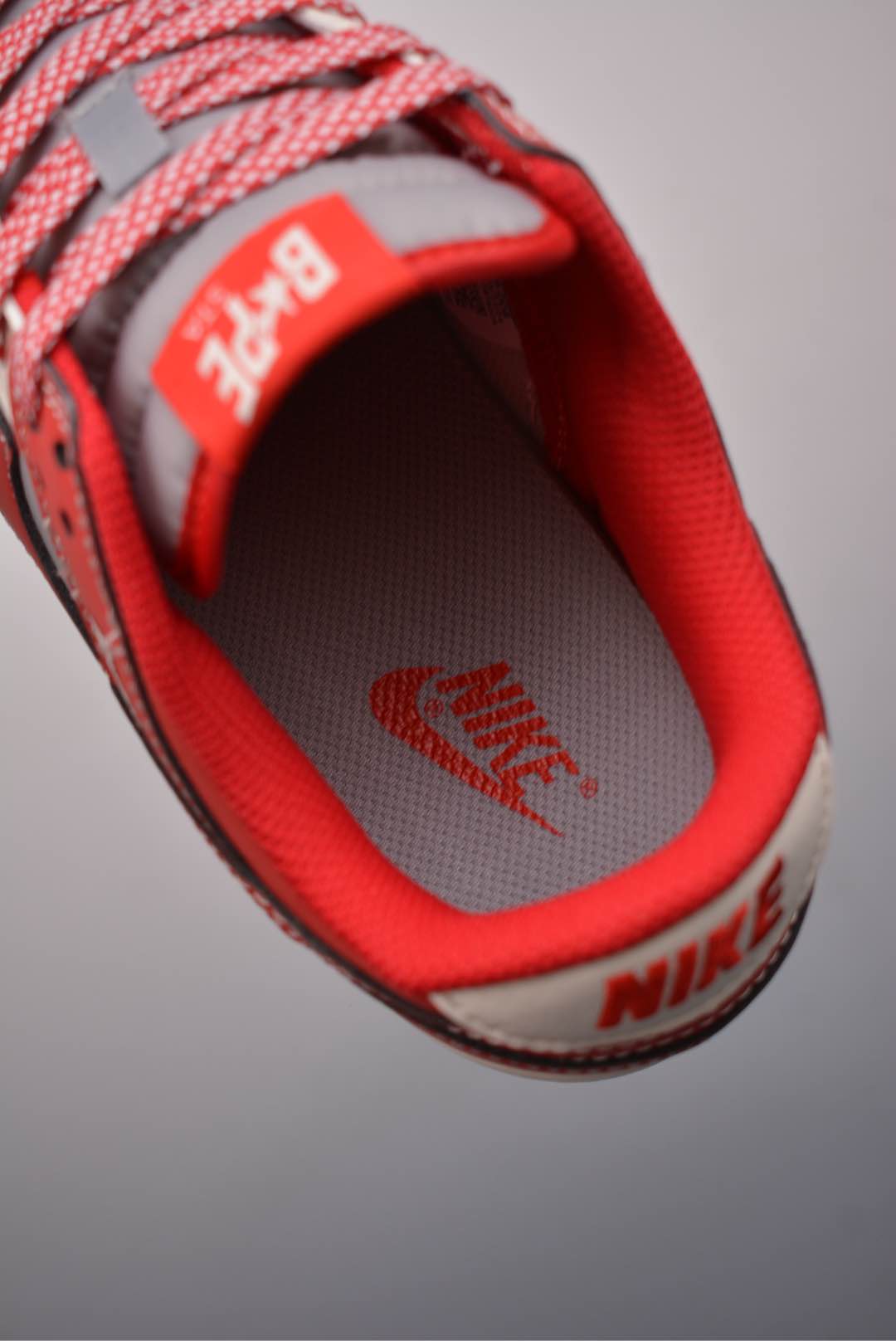 A Bathing Ape Bape x Nike SB Dunk LowBape BB9669-008
