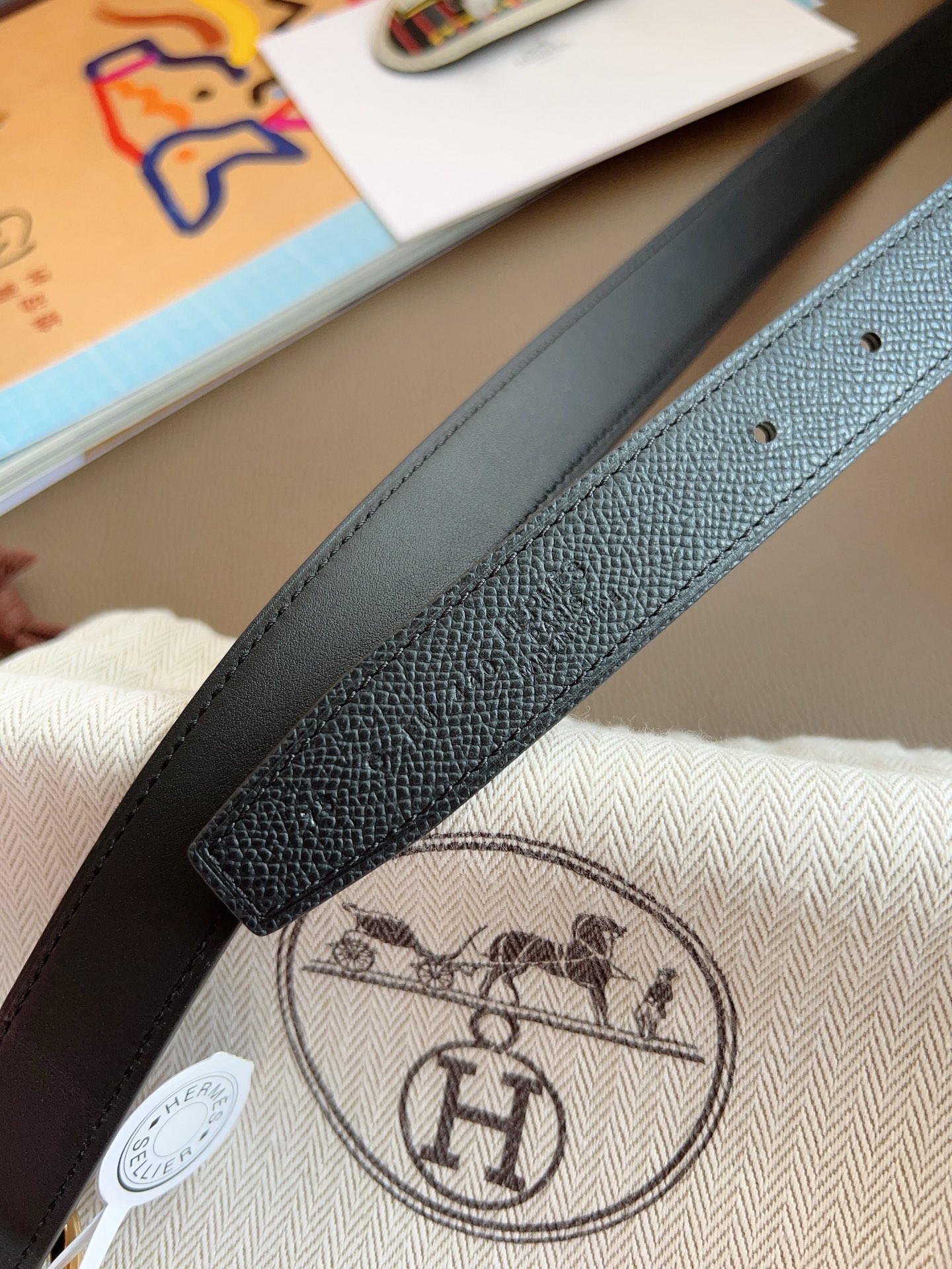 Hermès 2025 New Women's Double-Sided Belt 2.4cm Width