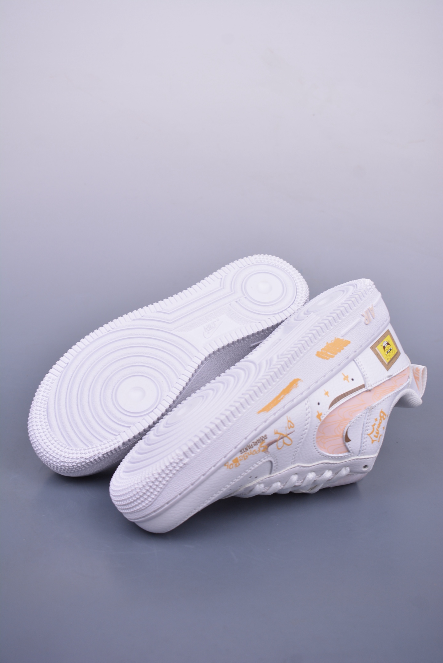 Nike Air Force 1 07 Low Sneakers SpongeBob SquarePants FB8971-070