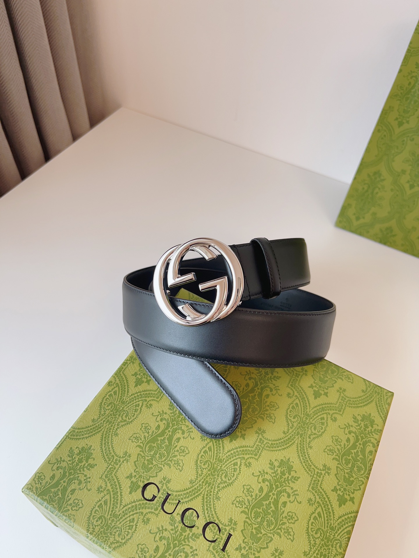 Gucci new double G buckle leather Belt Width 4.0CM