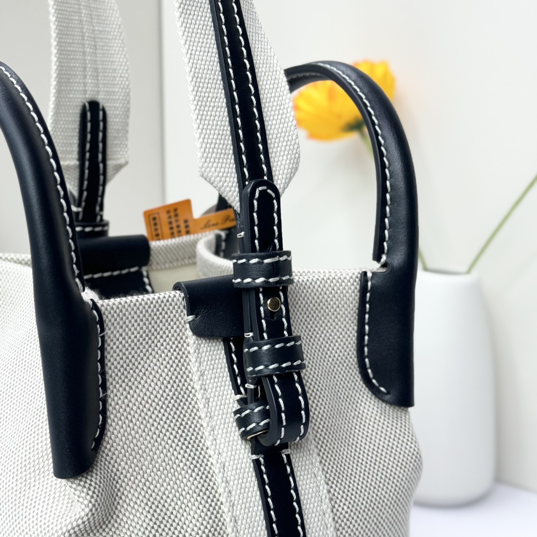 Loro Piana Bale Mini Bucket Bag FAM7943