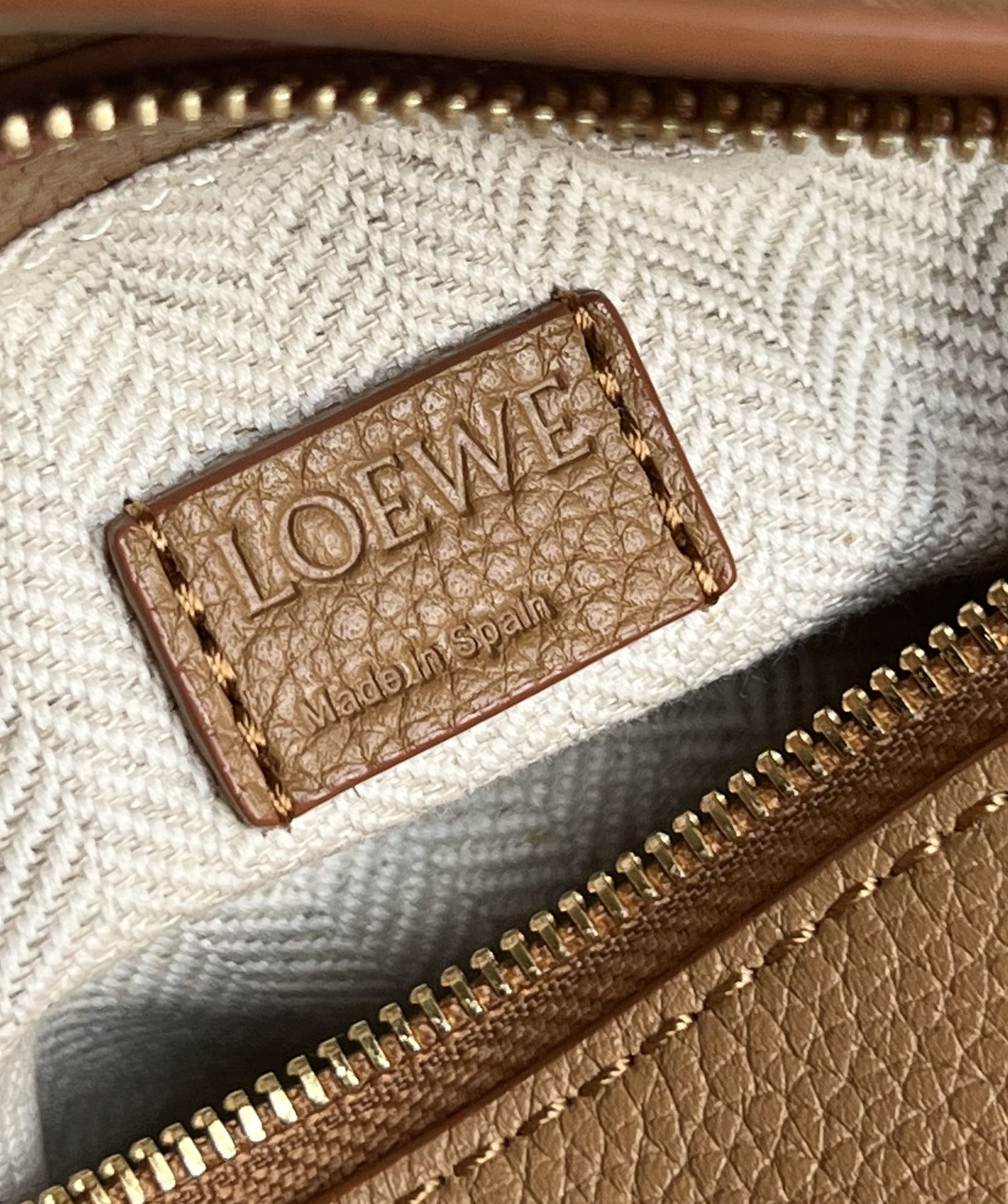 Loewe zzle mini handbag 0680
