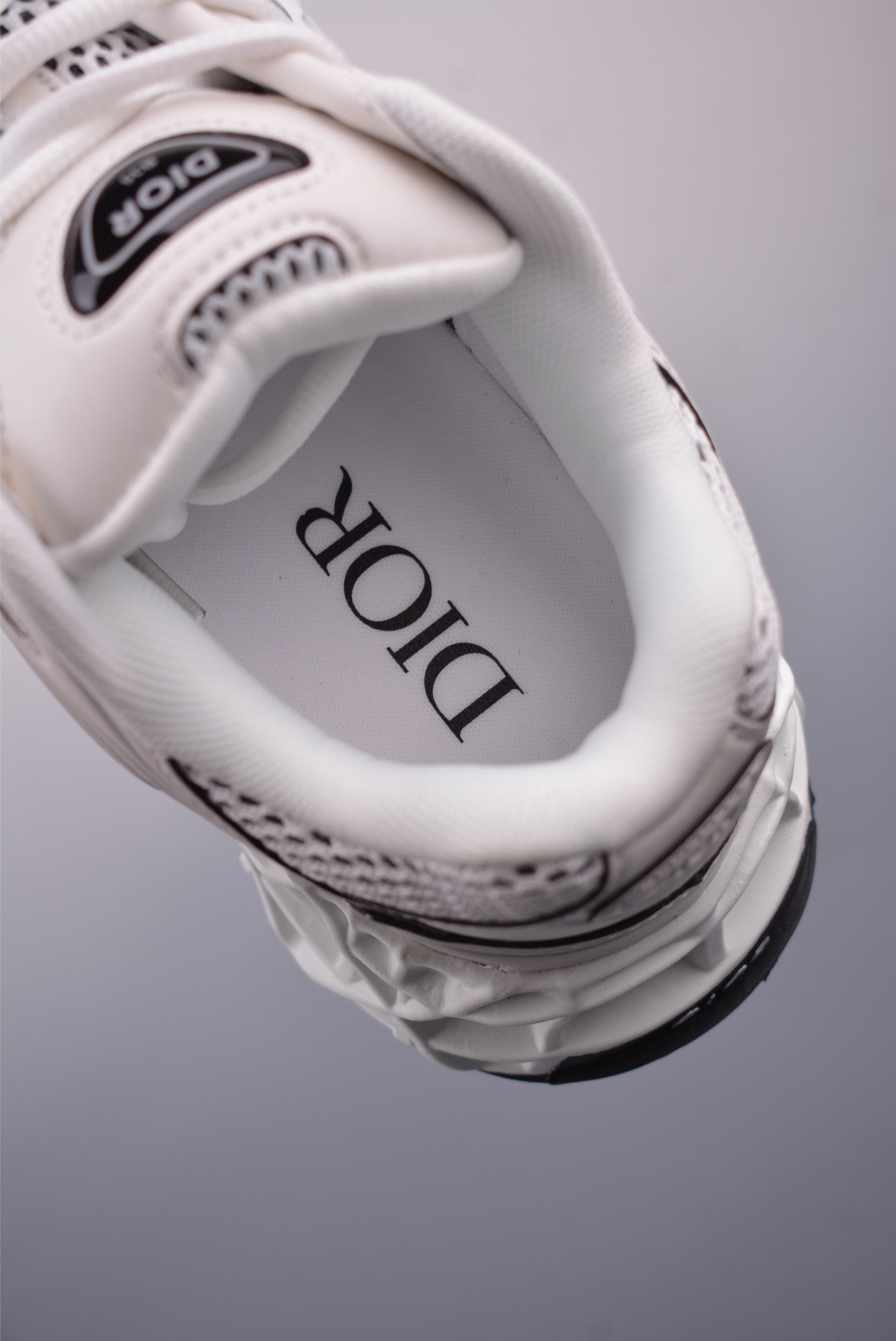 Dior B35 round toe lace-up sneakers 3SN308JZK2722