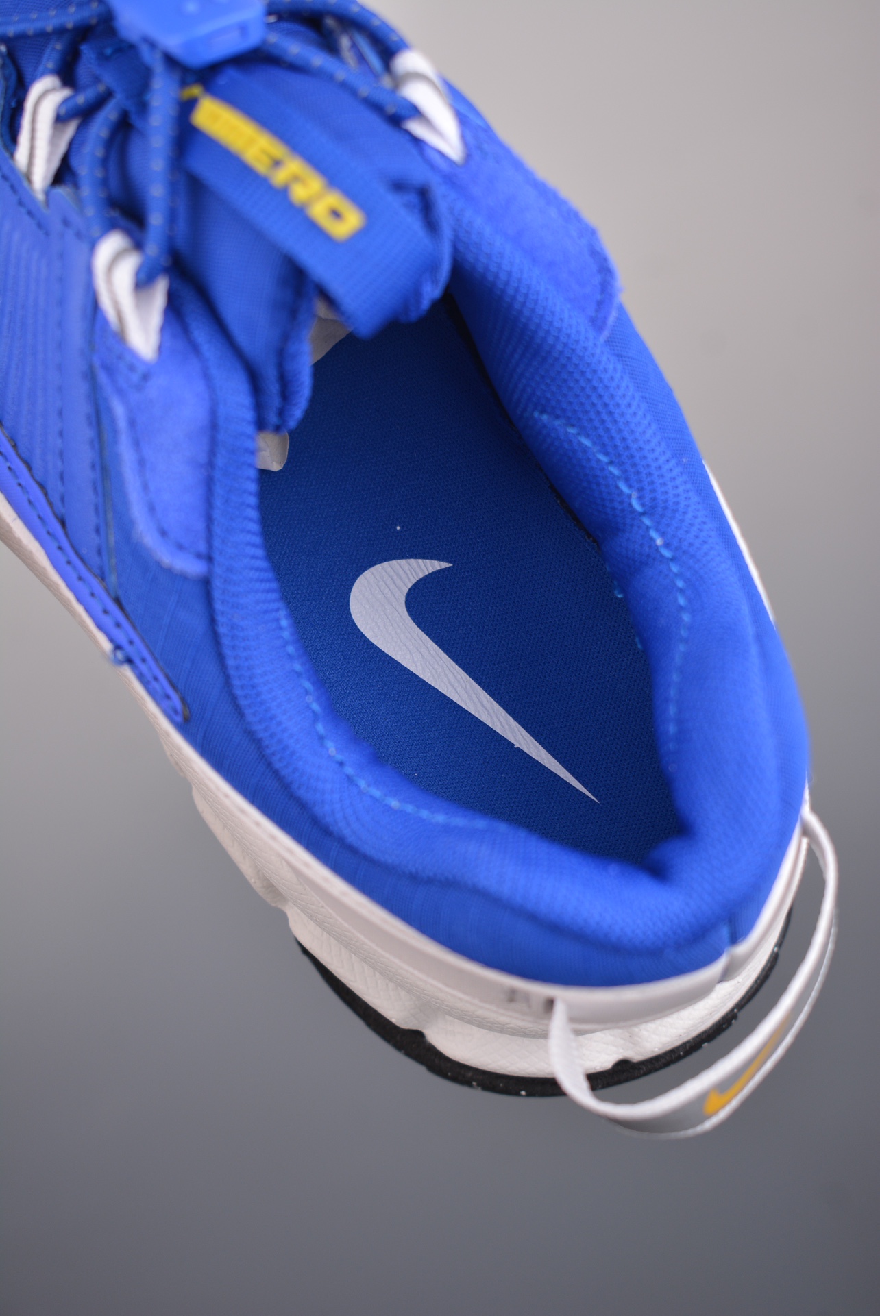 Nike Zoom Vomero 5 Roam Racer Blue FV2295-400