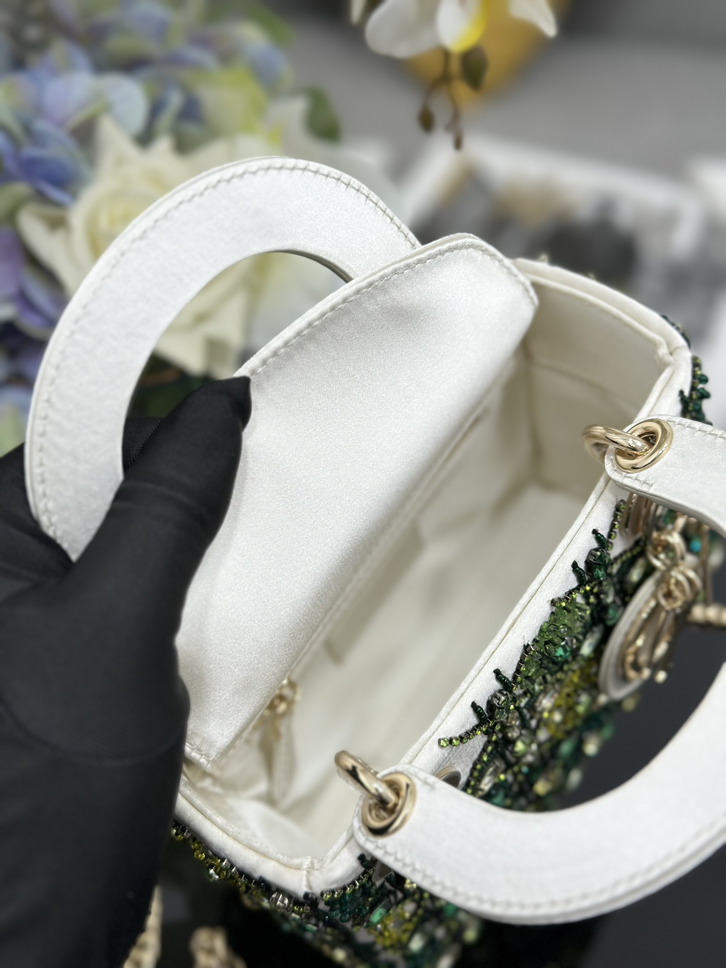 Dior Lady three-grid embroidery white and green diamonds horizontal version Princess Diana bag M0505