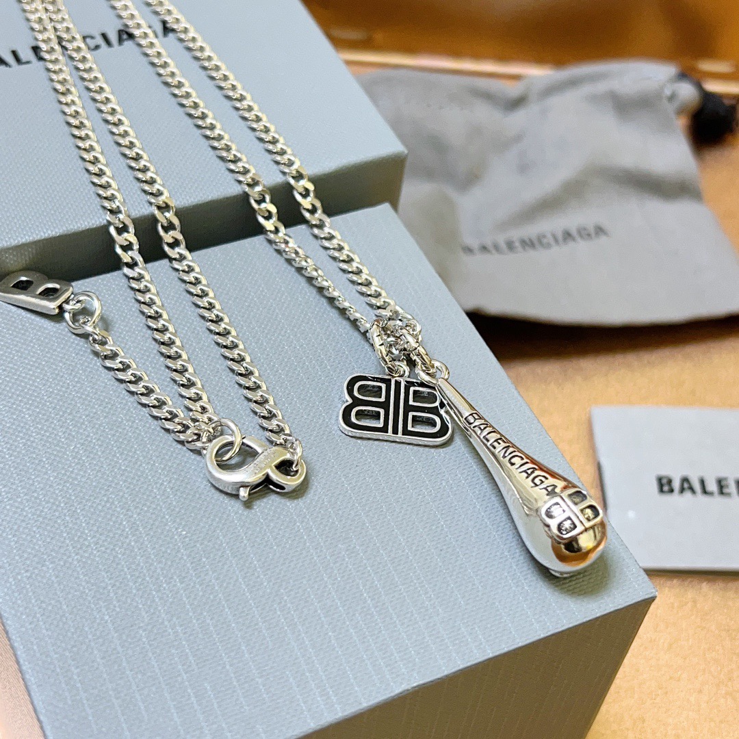 Balenciaga Drop Pendant Chain Necklace