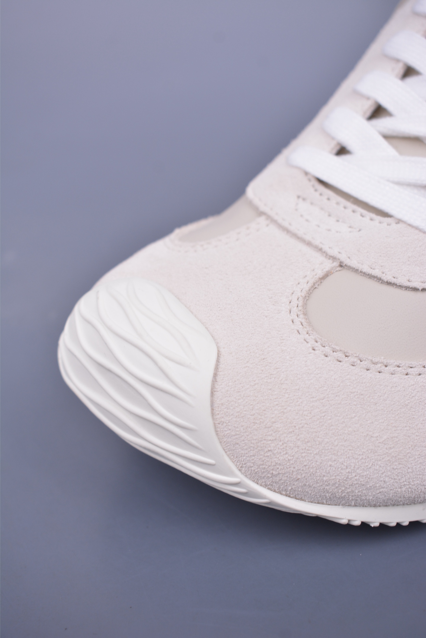 Loewe Ballet Runner 2.0 Sneakers Beige Gray L815282X27-2100