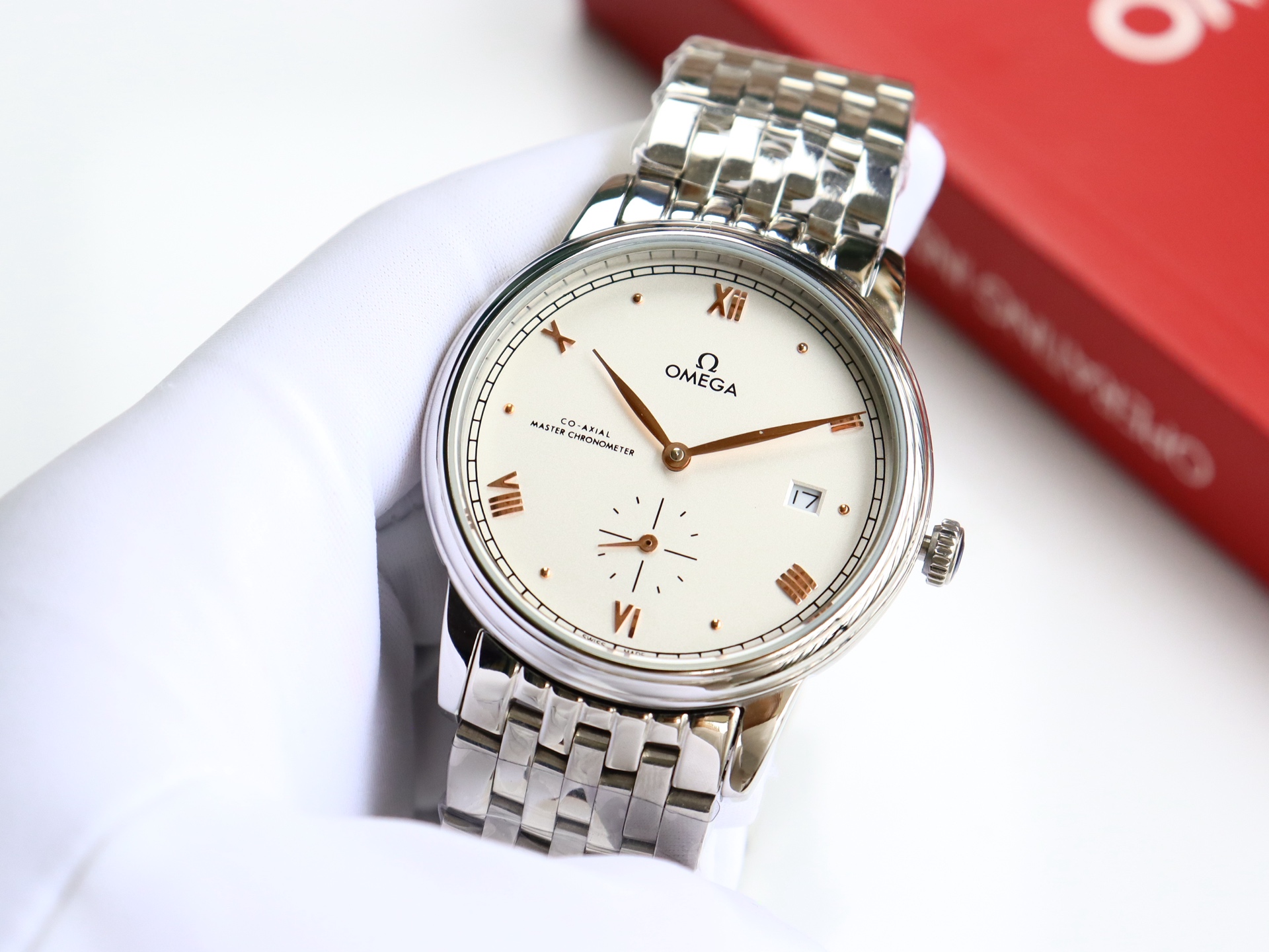 Omega De Ville series two-hand semi-mechanical men's watch