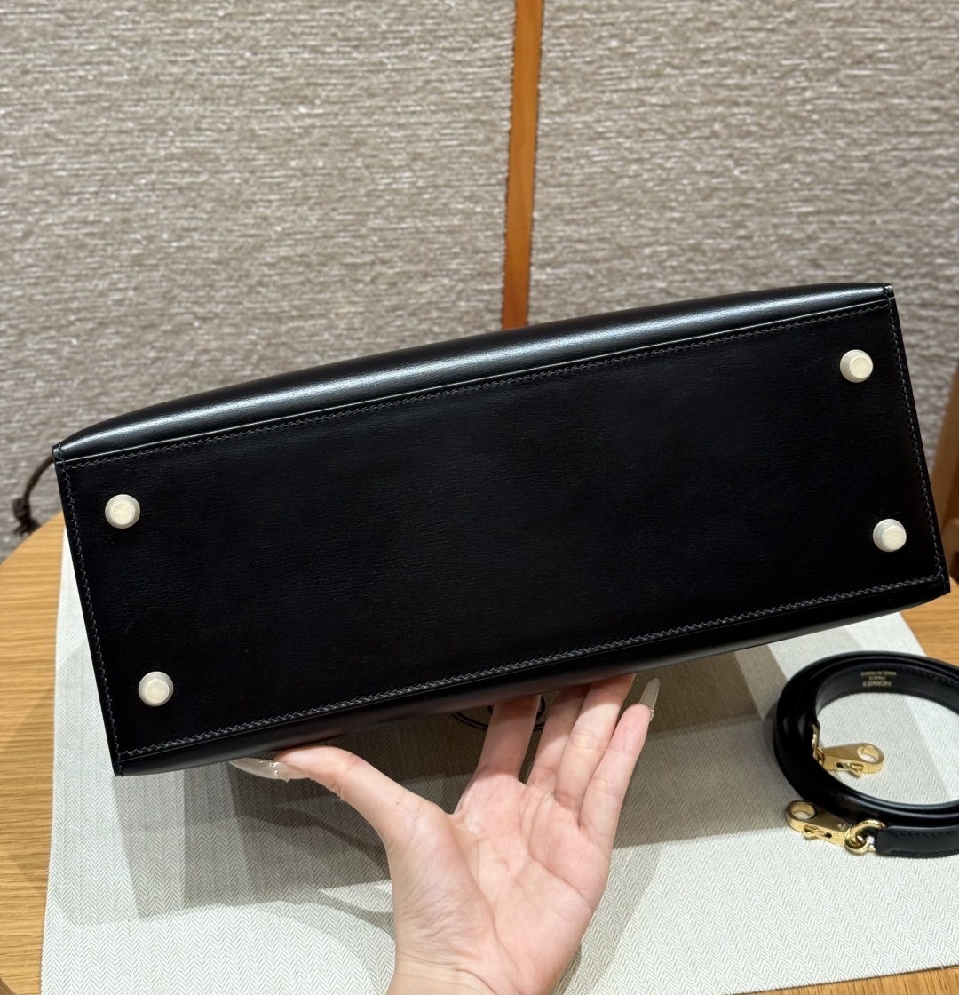 Hermès Kelly 89Noir Handbag (Handmade to Order)