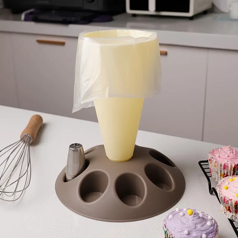 💥Daily Sales of 1000+🔥Piping Bag Tip Holder & Framing nozzle organizer-Buy 2 Get 10% OFF & Free Shipping