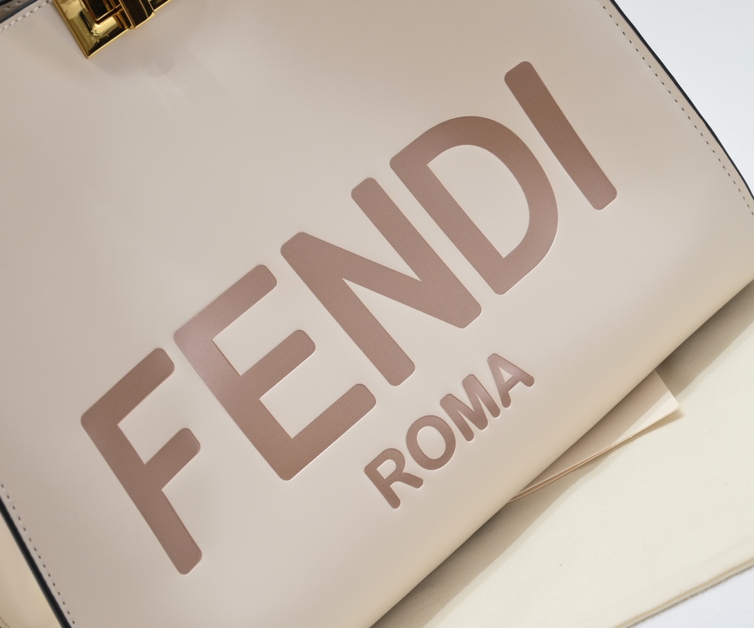FENDI peeekaboo X-Lite series handbag 3306