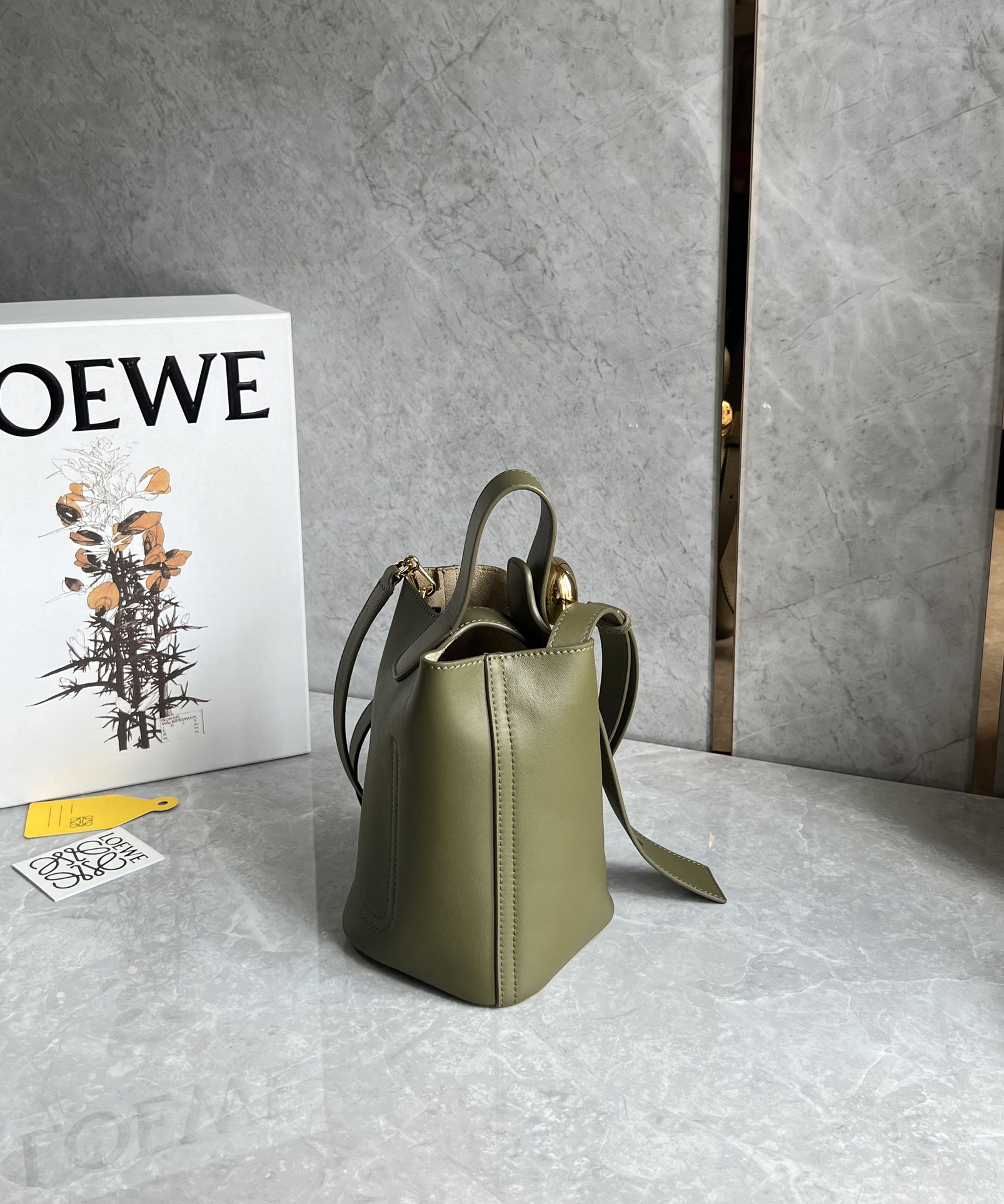 Loewe Pebble mini bucket bag 0705