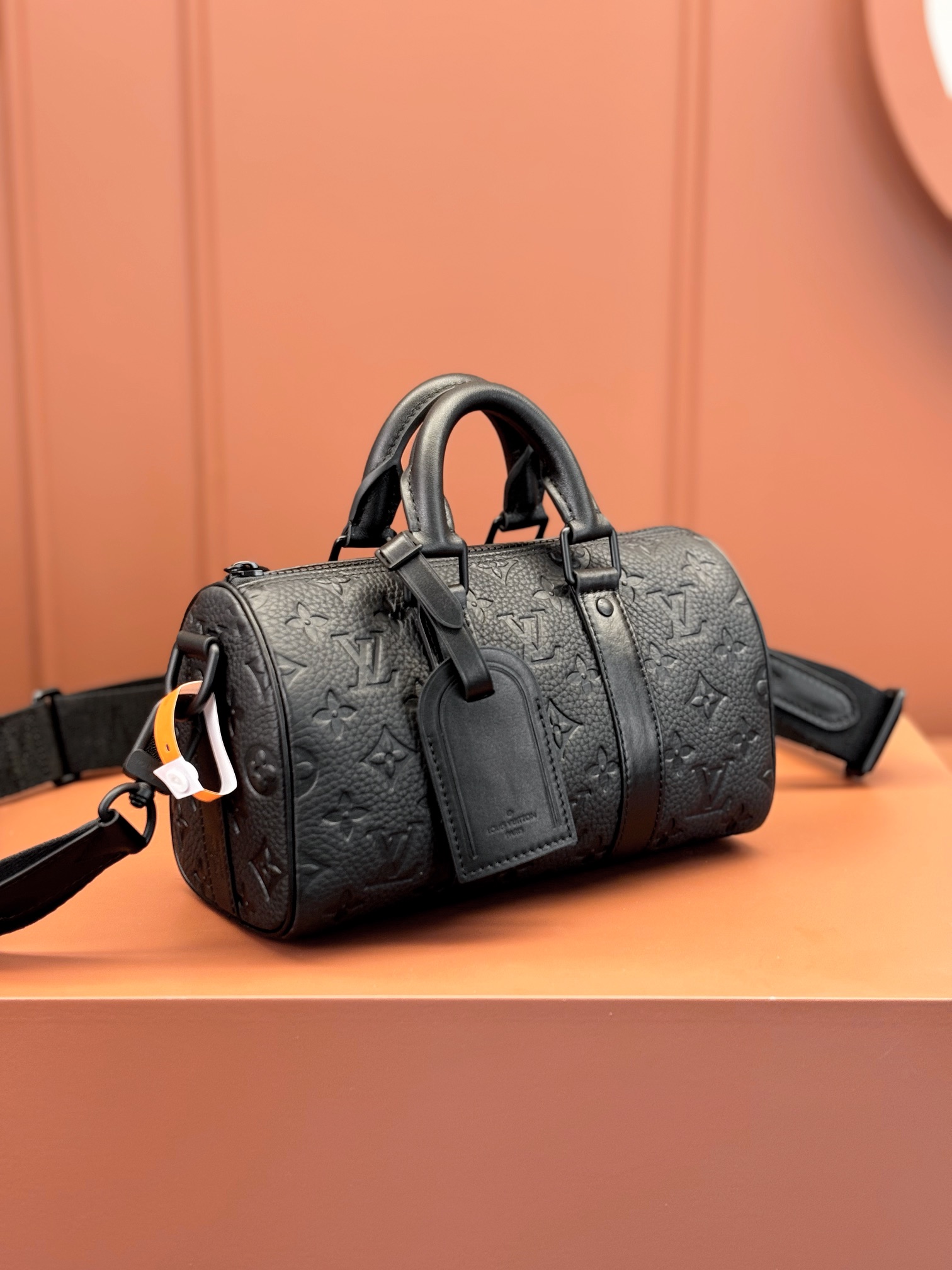 Louis Vuitton KEEPALL BANDOULIÈRE 25 Handbag M20900