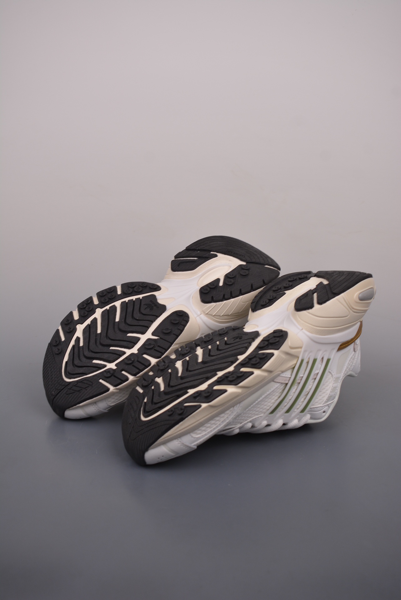 Adidas Adistar XLG Platinum Green IH3883