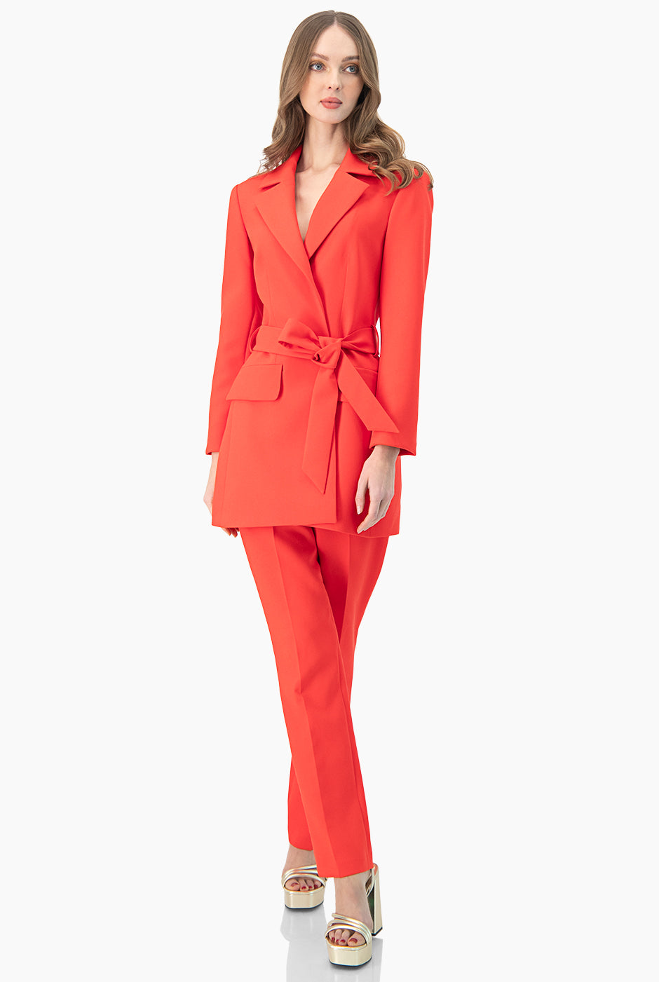 Blazer liso cruzado con cinta