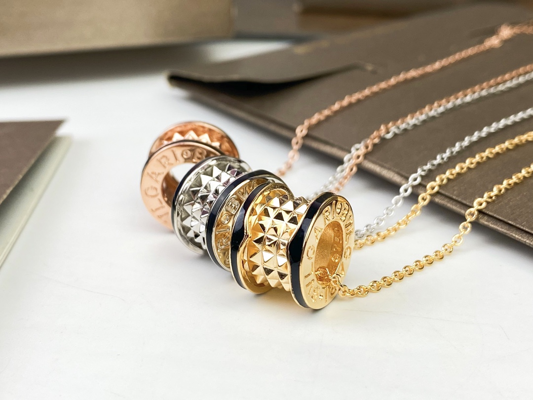 Bulgari LGARI B.zero 1 ro series rivet ceramic necklace