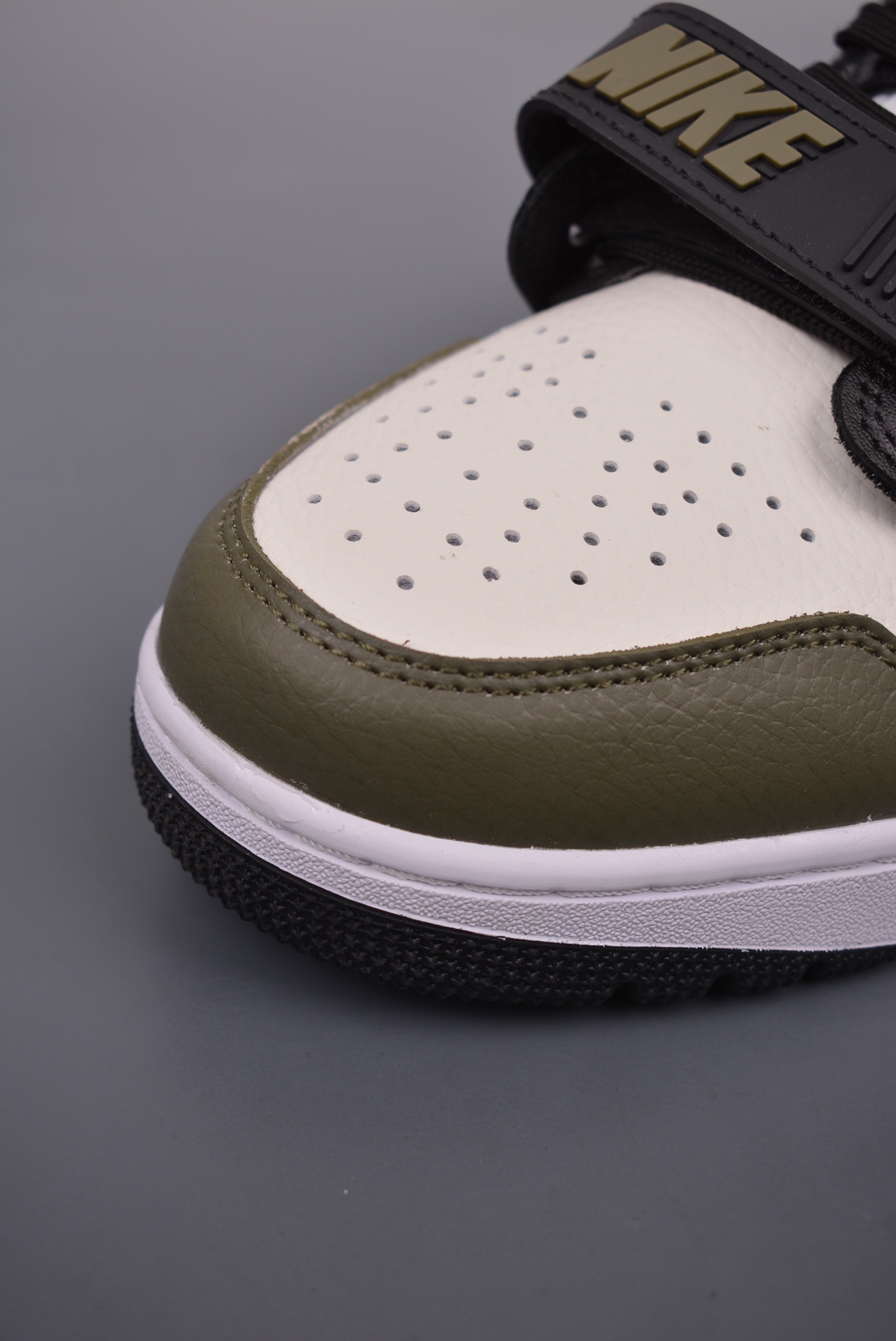 Nike Air Jordan Legacy 312 Low Sail Medium Olive CD7069-120