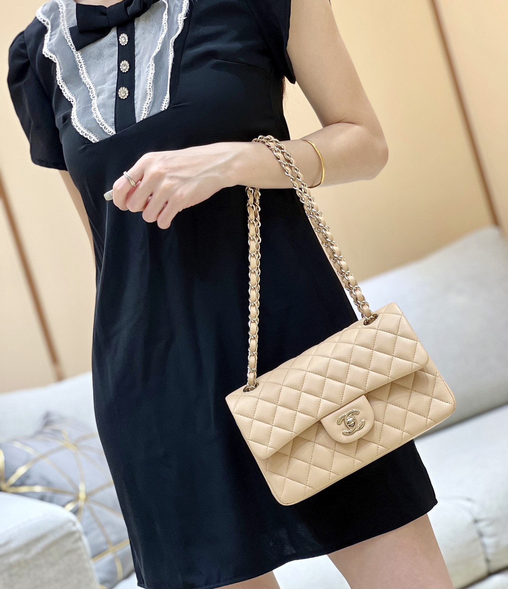 Chanel 25C handle long box AP4404