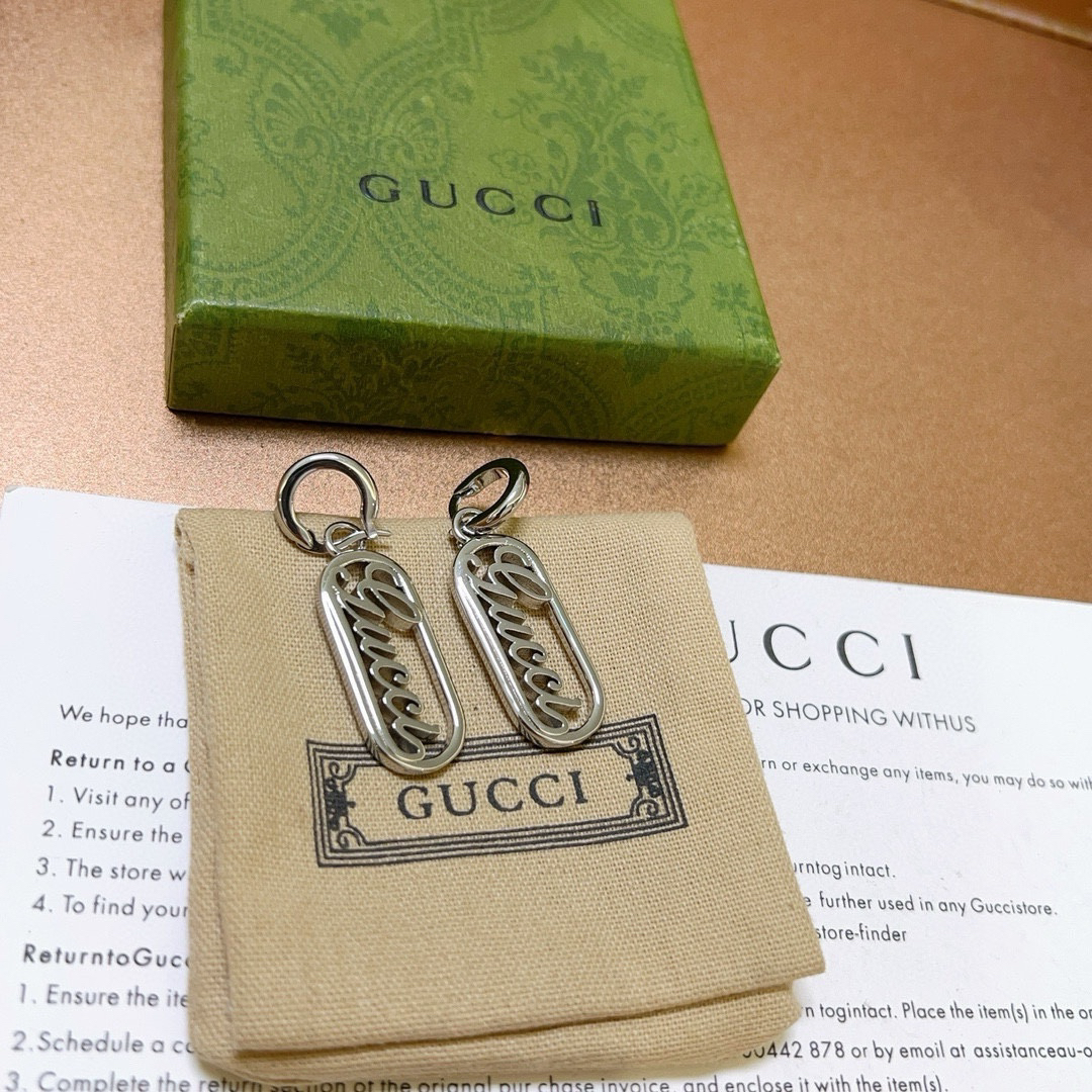GUCCi font earrings