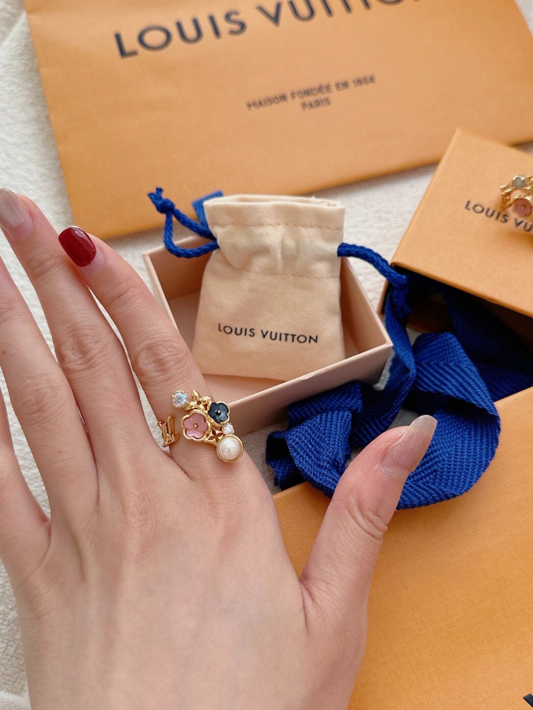 Louis Vuitton Flower Ring