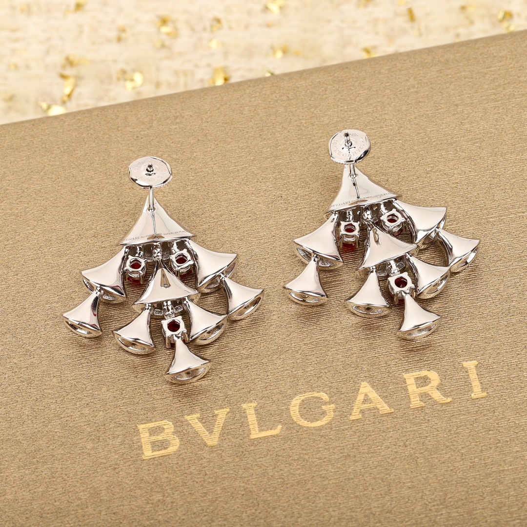 Bulgari fan-shaped diamond earrings