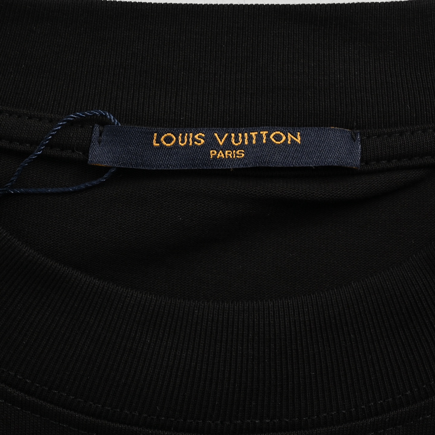 Louis Vuitton 25ss short sleeves with printed lettering on the chest