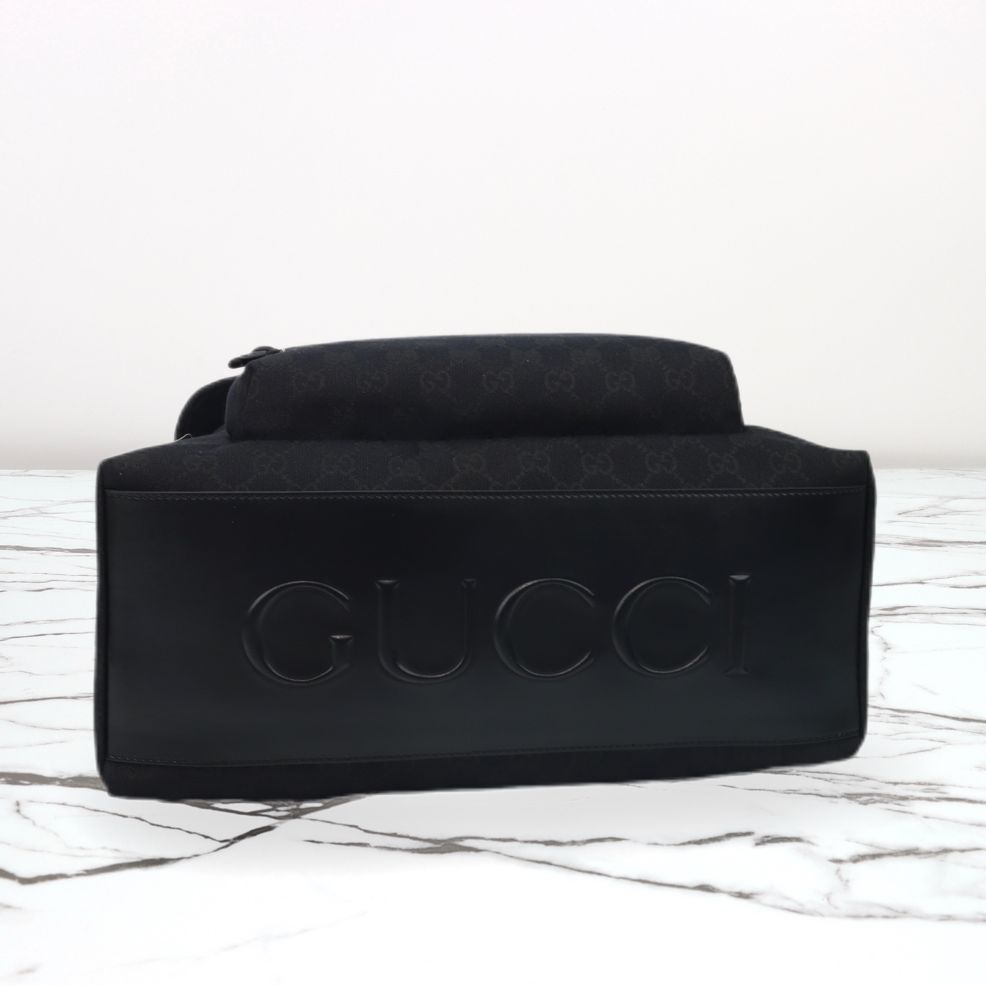 Gucci GG canvas medium backpack 824624 FAEHZ 1042